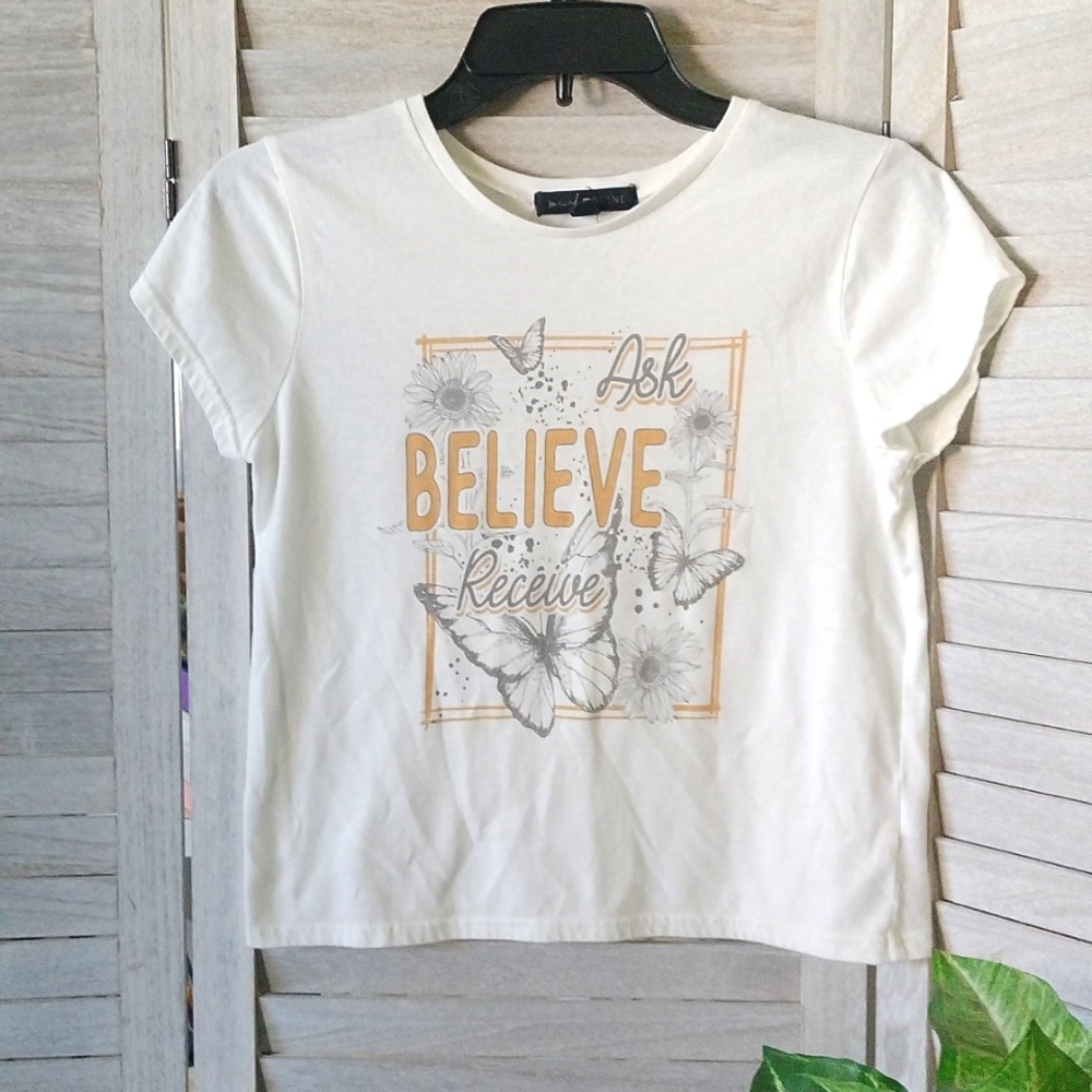 ⚜️ Girls Cropped Butterfly T-shirt